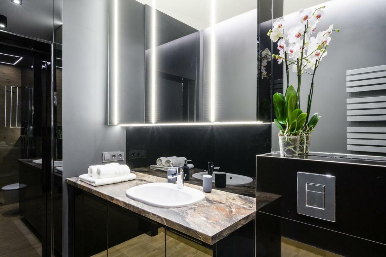 ורשה Zlota Luxury Apartments מראה חיצוני תמונה