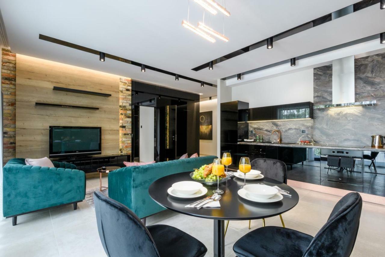 ורשה Zlota Luxury Apartments מראה חיצוני תמונה