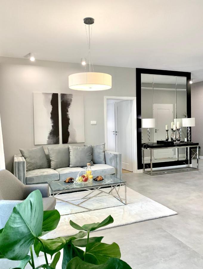 ורשה Zlota Luxury Apartments מראה חיצוני תמונה