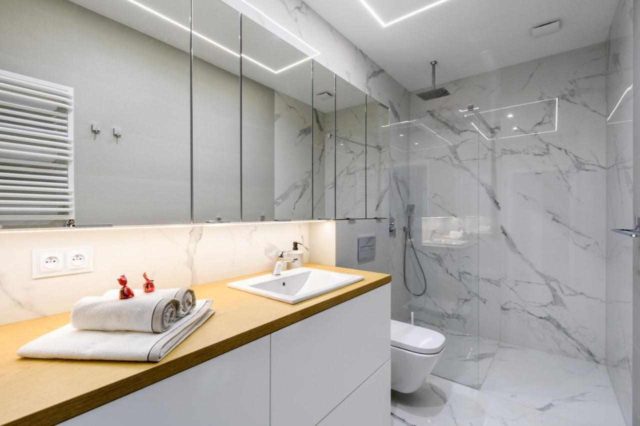 ורשה Zlota Luxury Apartments מראה חיצוני תמונה
