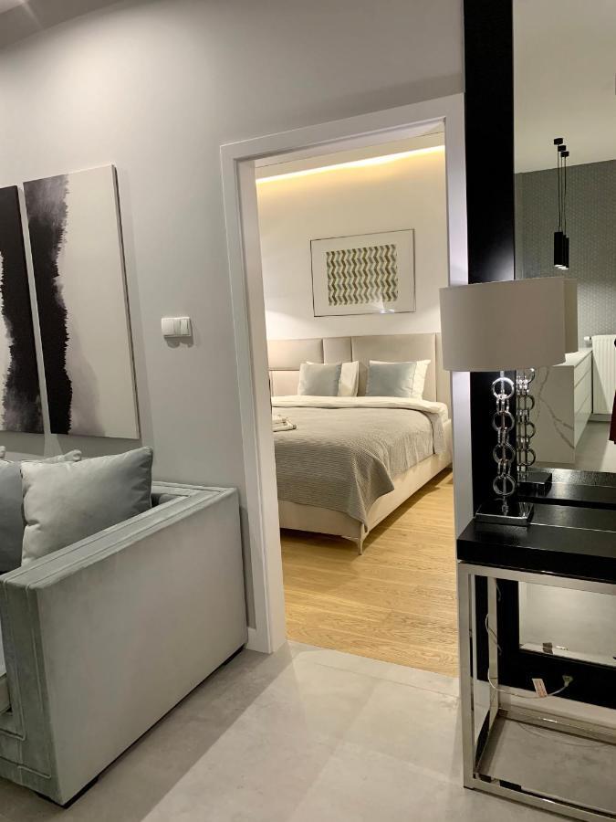 ורשה Zlota Luxury Apartments מראה חיצוני תמונה