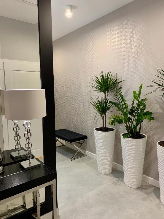 ורשה Zlota Luxury Apartments מראה חיצוני תמונה