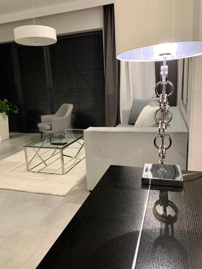 ורשה Zlota Luxury Apartments מראה חיצוני תמונה